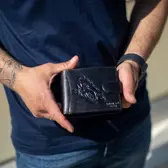Motoros bőr férfi pénztárca díszdobozban RFID rendszerrel