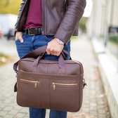 Valódi bőr üzleti táska barna színben