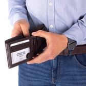 GIULIO valódi bőr férfi pénztárca díszdobozban RFID rendszerrel ( 8 kártyatartó )*