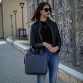 L Artigiano Valódi bőr női táska szürke színben