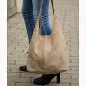 Valódi velúrbőr női táska taupe színben