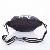 Sport övtáska keresztpántos táska fekete színben