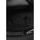 Nike oldaltáska BA4270 019 fekete-fehér Nike oldaltáska BA4270 019 fekete-fehér