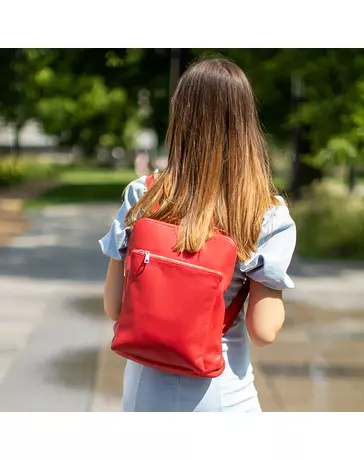 Valódi bőr női hátizsák 3 funkciós piros színben