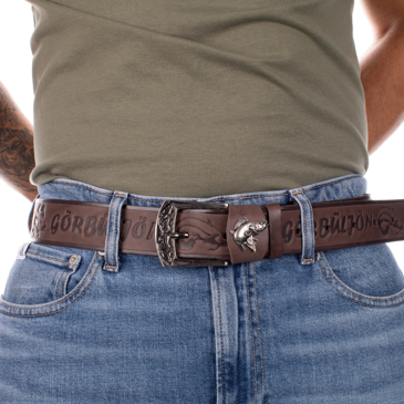 Horgász öv süllő mintával sötétbarna színben 135 cm