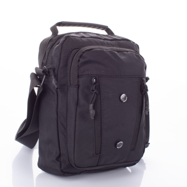 Praktikus férfi oldaltáska 