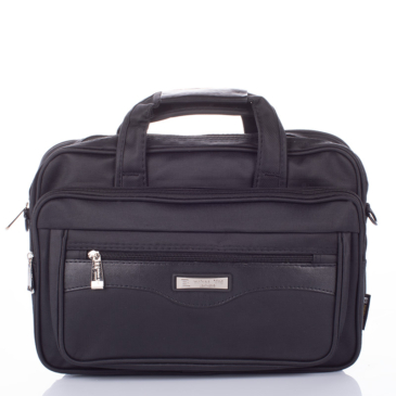 Fekete üzleti táska laptoptartóval 