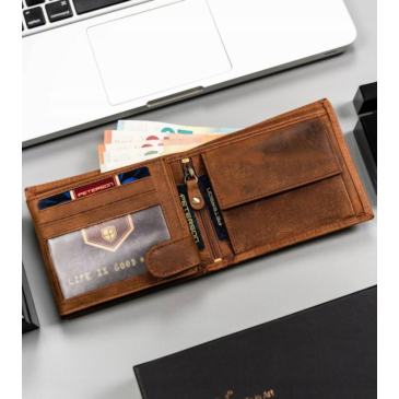 Ajándékcsomag: bőrtárca és kulcstartó kedvezményes áron