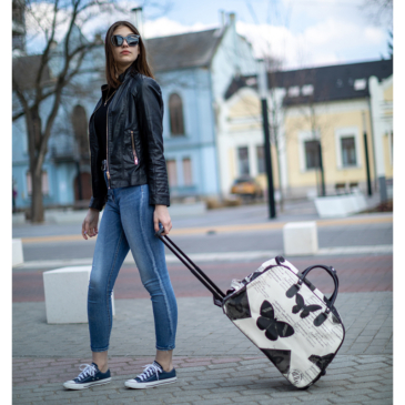 Euroline pillangós gurulós utazó táska