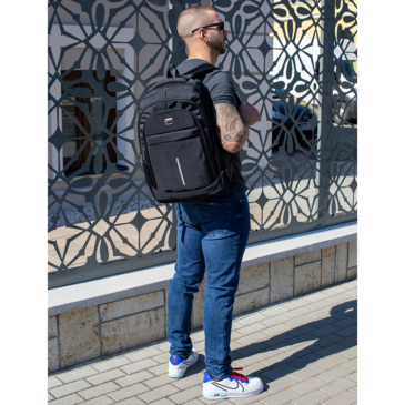  Laptoptartós Hátizsák fekete színben 8003-black