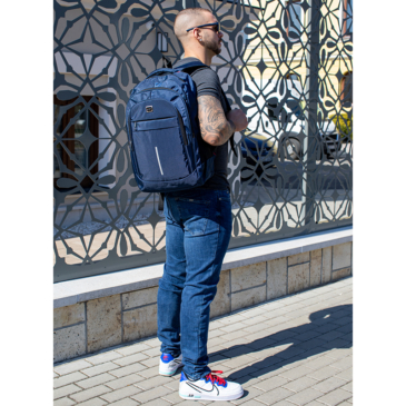  Laptoptartós Hátizsák kék színben 8003-blue