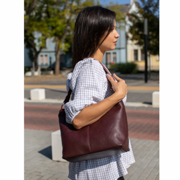 Valódi bőr női táska bordó színben