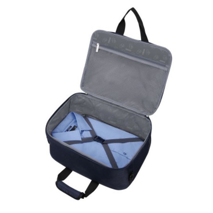 AMERICAN TOURISTER SUMMERRIDE 3 funkciós fedélzeti méret 40 x 30 x 20 cm