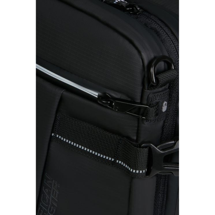 AMERICAN TOURISTER Fedélzeti táska Ryanair ingyenes méret 40 x 20 x 25 cm