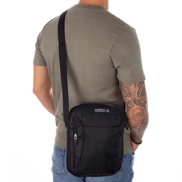 American Tourister Road Quest Crossover férfi oldaltáska