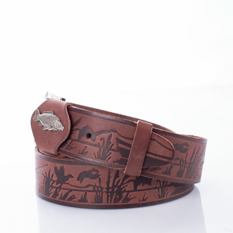 Horgász öv ponty mintával barna színben 135 cm-től 90 cm-ig