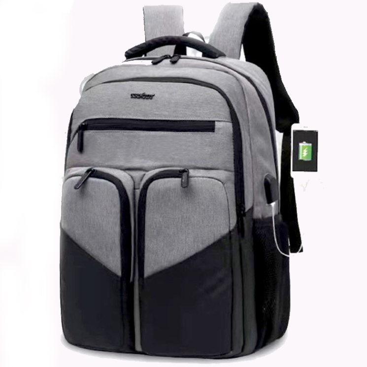 Kabin méretű laptophátizsák  USB csatlakozóval
