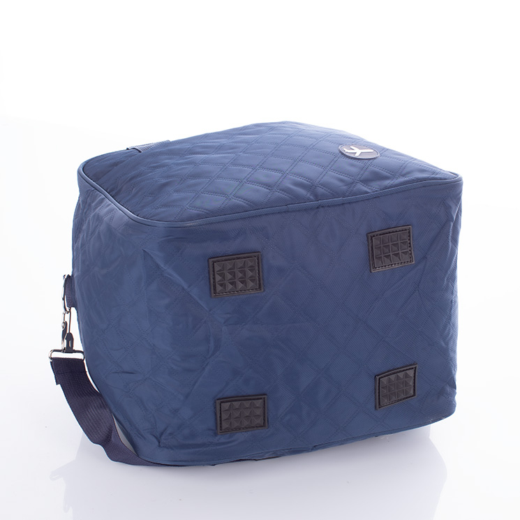 Fedélzeti táska szürke színben