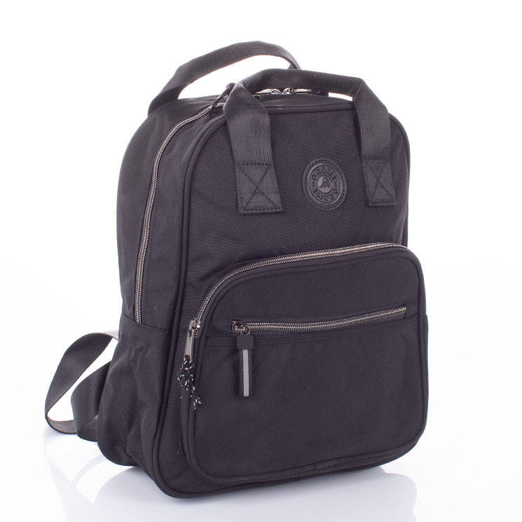 Praktikus hátizsák és táska Fedélzeti méret