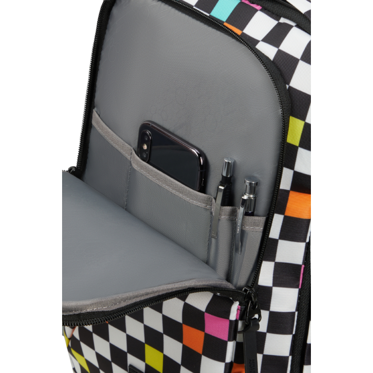 American Tourister TAKE2CABIN Disney hátizsák Ryanair méret: 40 x 25 x 20 cm 