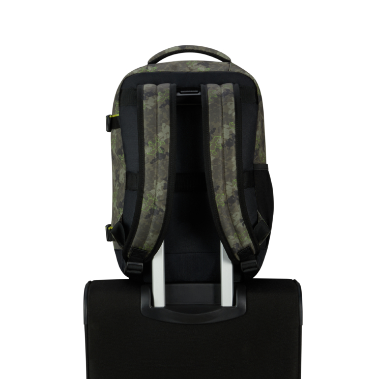 American Tourister TAKE2CABIN  hátizsák Ryanair méret: 40 x 25 x 20 cm 