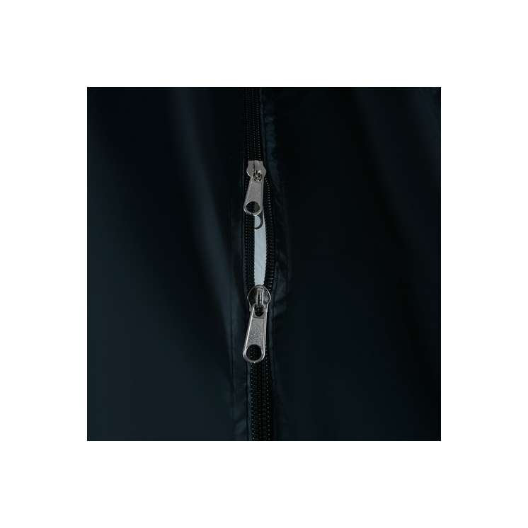 Zuhanyzó - átöltöző sátor