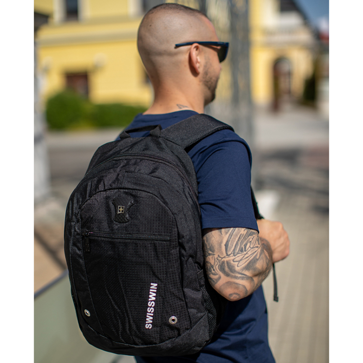 Swisswin laptoptartós hátizsák fekete AIR FLOW szellőző rendszerrel