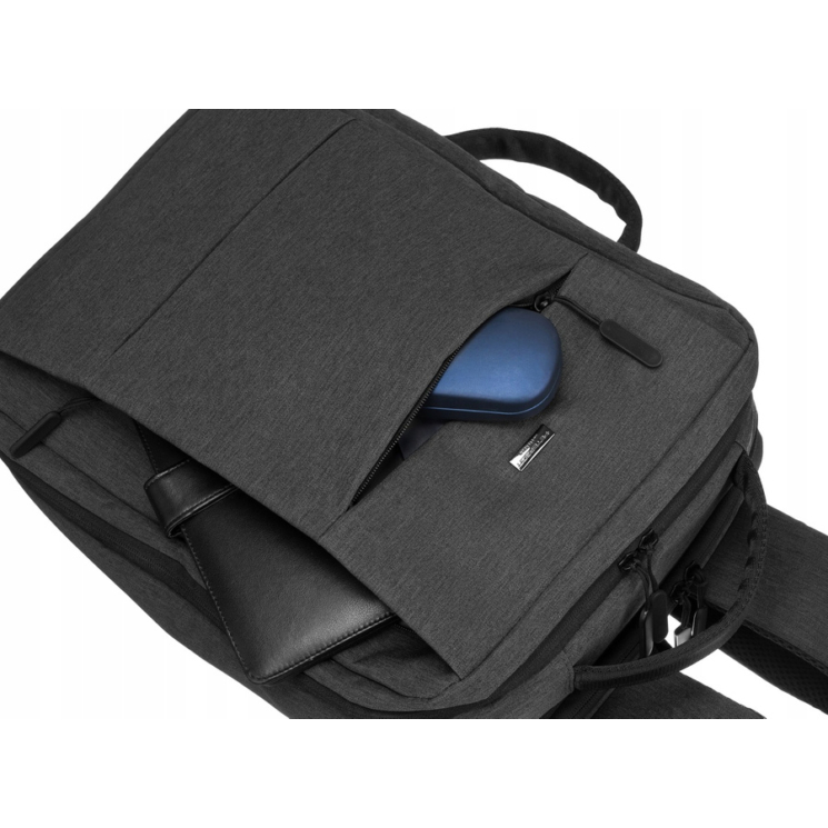 Strapabíró Peterson laptophátizsák USB csatlakozóval / bővíthető