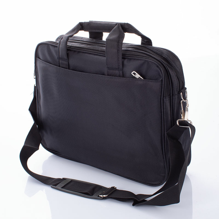 Fekete üzleti táska laptoptartóval 