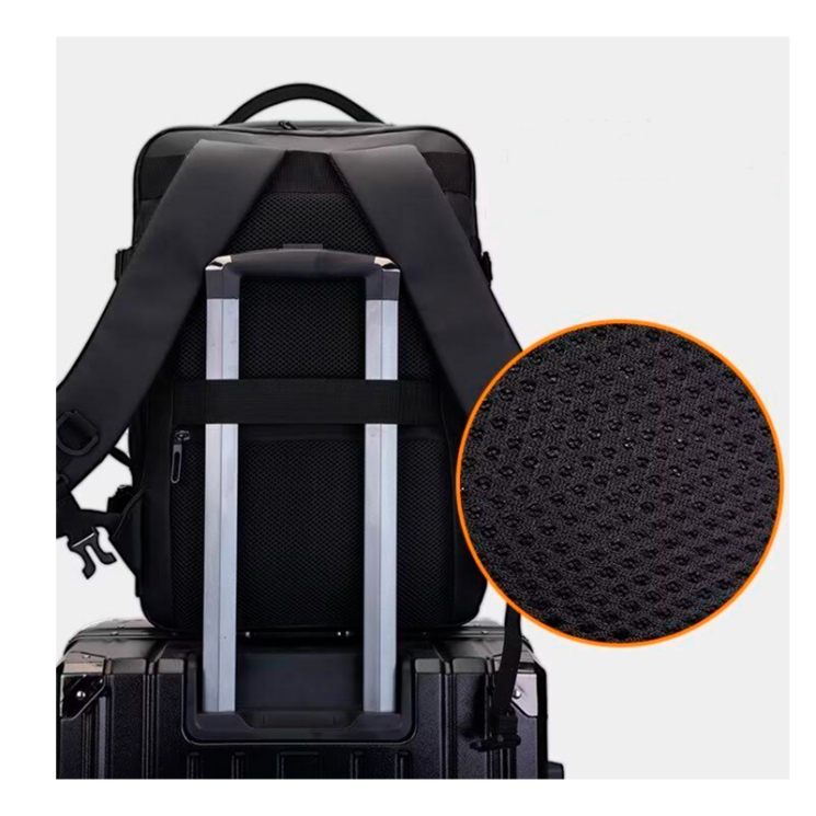 Kabin méretű laptophátizsák USB csatlakozóval / bővíthető