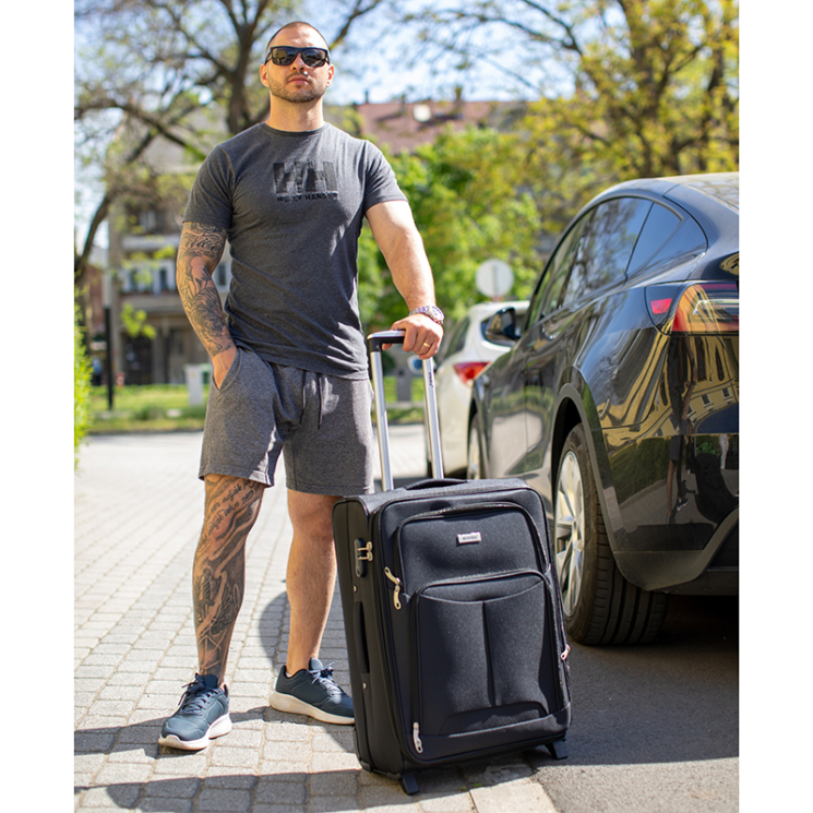 Travelway Prémium Bőrönd Közép méret Pálmazöld színben