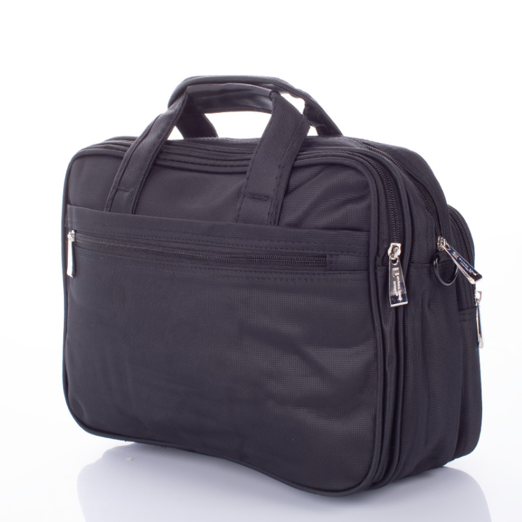 Fekete üzleti táska laptoptartóval 