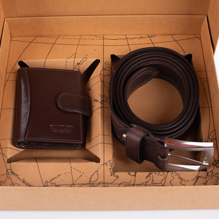 GIULIO Valódi bőr kártyatartó és öv ajándékcsomag Barna színben