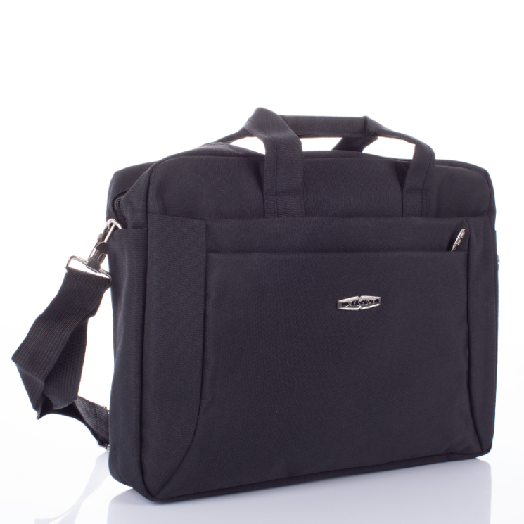 Fekete üzleti táska laptoptartóval 