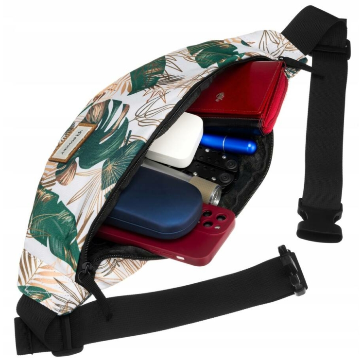 Tágas női övtáska divatos mintával