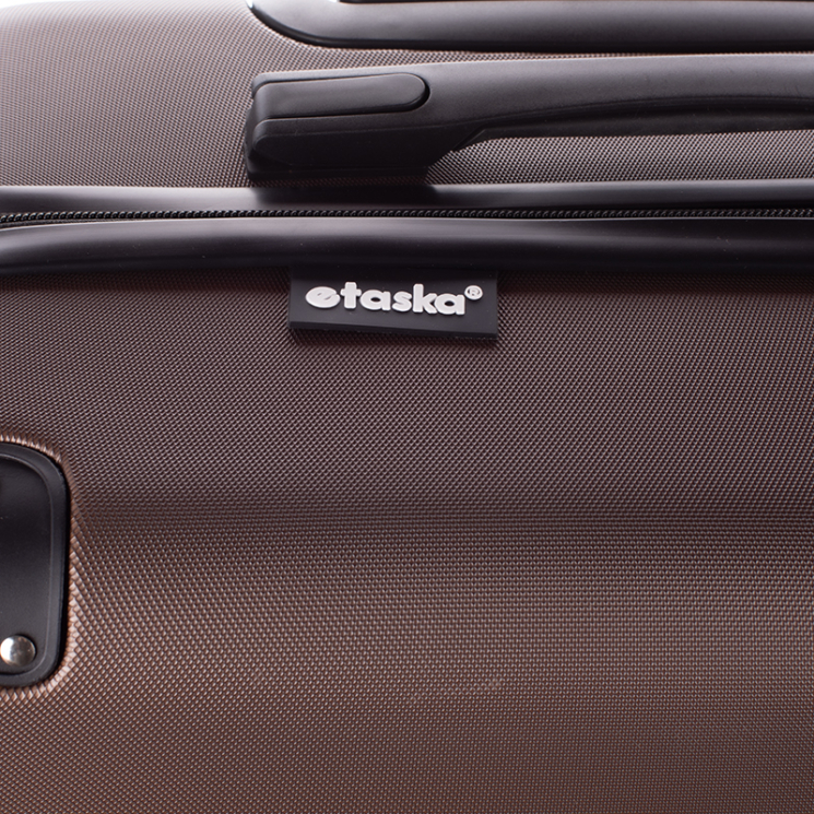 3 részes bőrönd szett dupla kerékkel