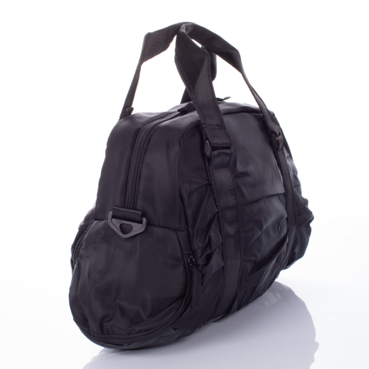 Cipőtartós vízálló sporttáska WIZZ méret