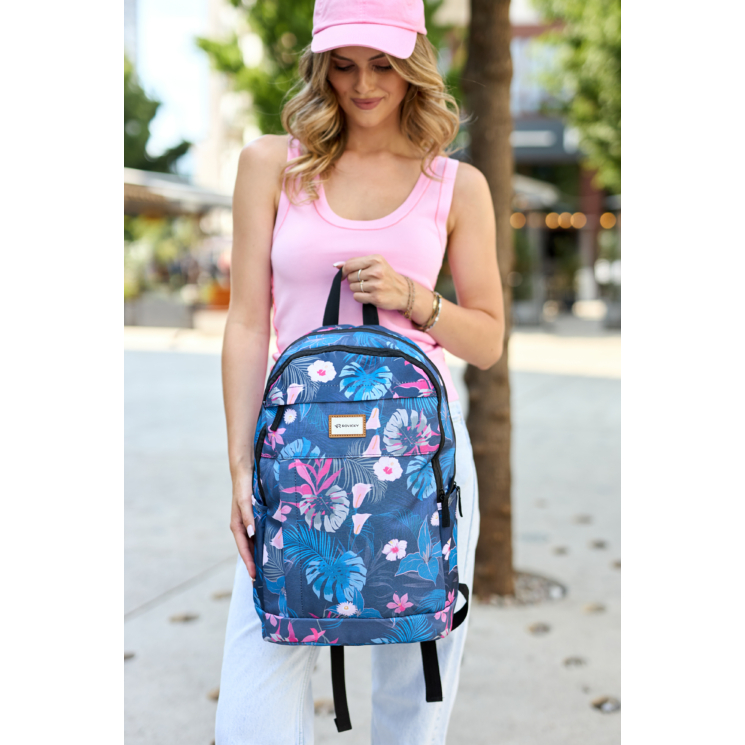 Sokzsebes Női hátizsák divatos mintában