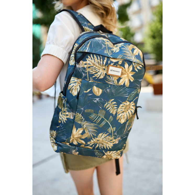 Sokzsebes Női hátizsák divatos mintában