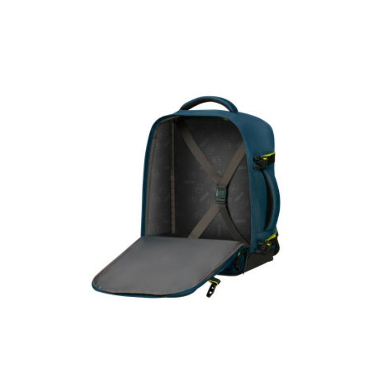 American Tourister WizzAir méretű fedélzeti táska 40x30x20 cm TAKE2CABIN