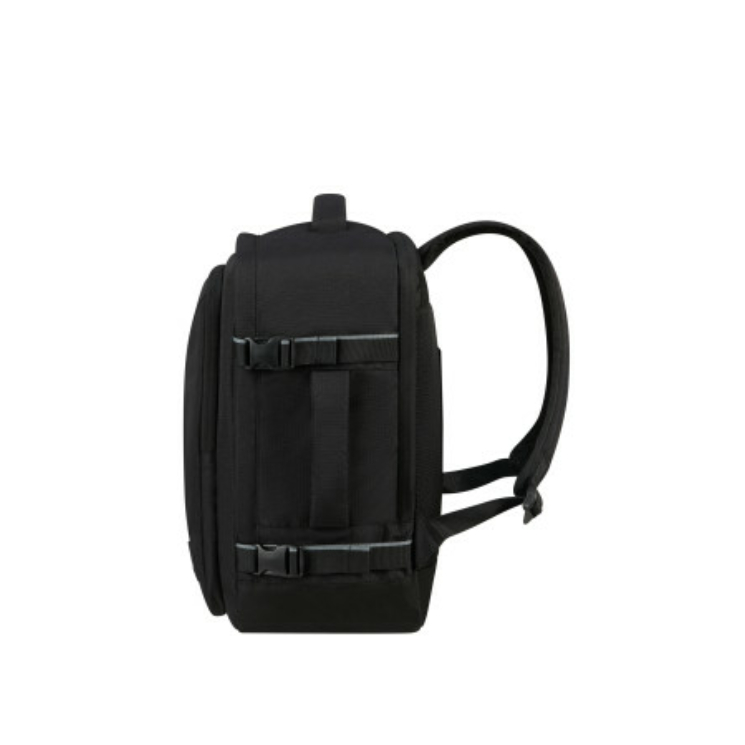 American Tourister WizzAir méretű fedélzeti táska 40x30x20 cm TAKE2CABIN