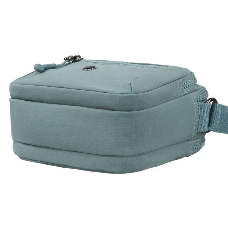 Praktikus női oldaltáska farmerkék színben