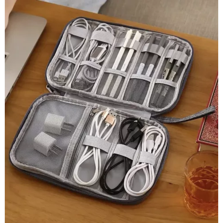 Utazási kiegészítő kábelrendező kistáska