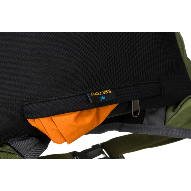 Peterson Tágas túrahátizsák esővédővel