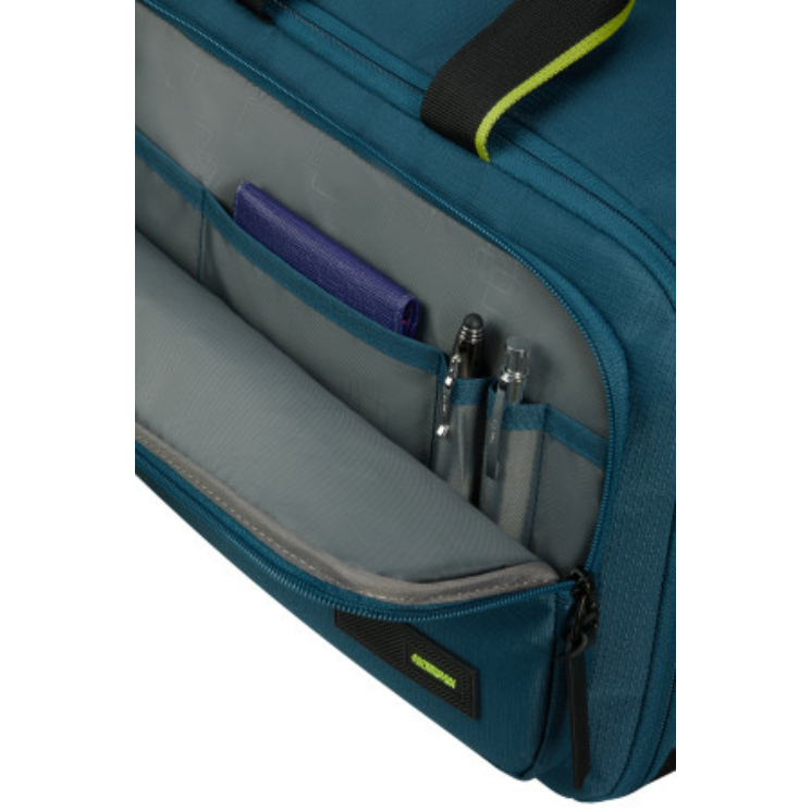 3 - Funkciós Fedélzeti táska  sötétkék színben 40 x 25 x 20 American Tourister TAKE2CABIN