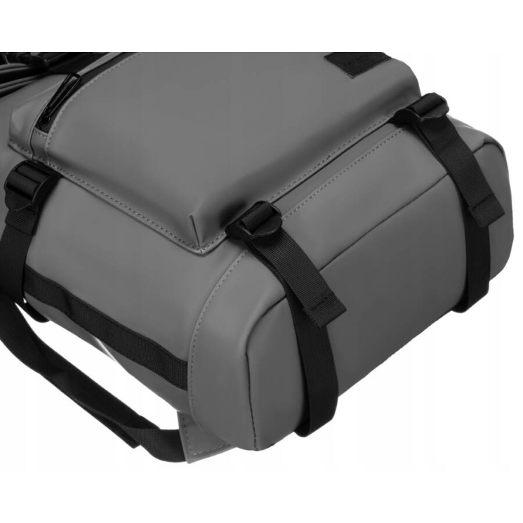 Vízálló többzsebes laptoptartós hátizsák külső zsebekkel