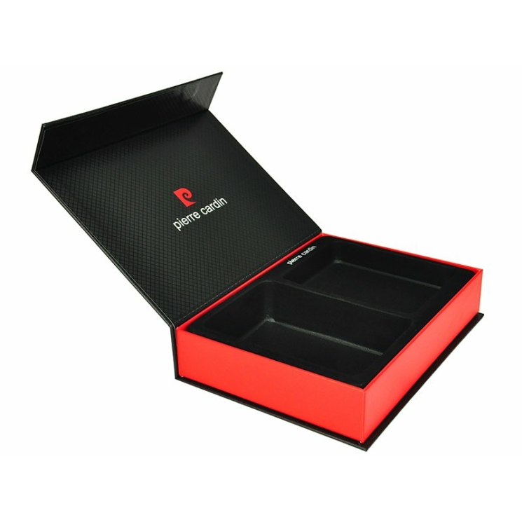 Pierre Cardin ajándékdoboz
