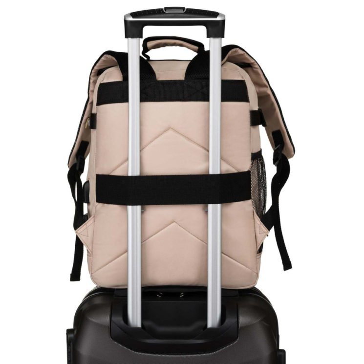 Peterson 3- Funkciós Tágas Utazó Hátizsák, WizzAir méretű 40x30x20cm, USB csatlakozóval