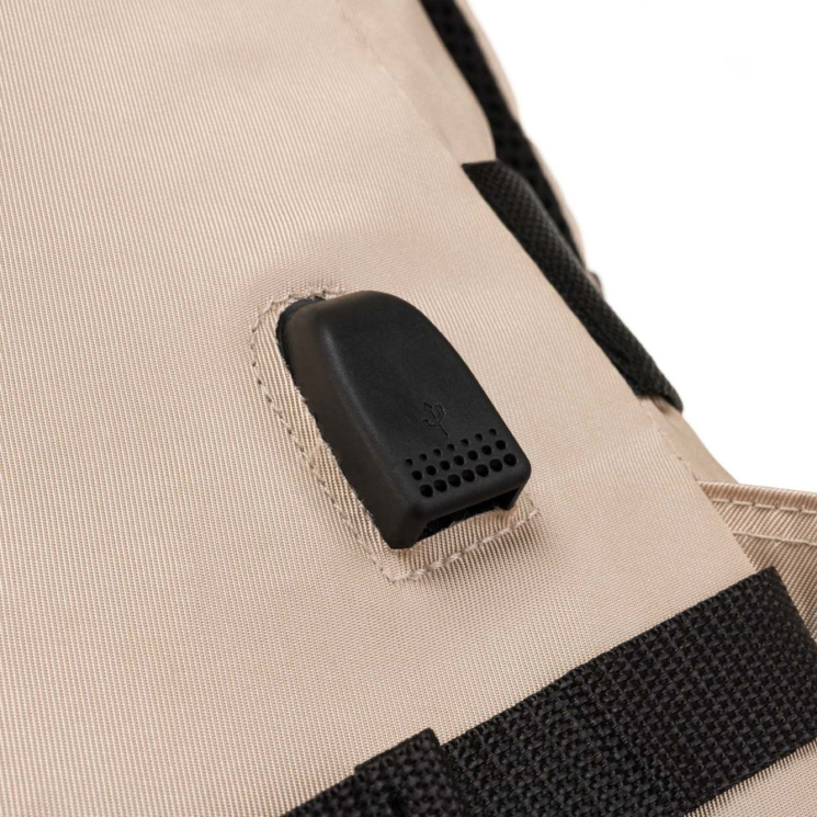 Peterson 3- Funkciós Tágas Utazó Hátizsák, WizzAir méretű 40x30x20cm, USB csatlakozóval