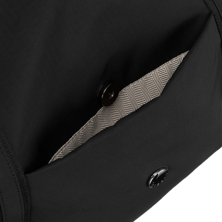 Nagyméretű Női Válltáska fekete színben